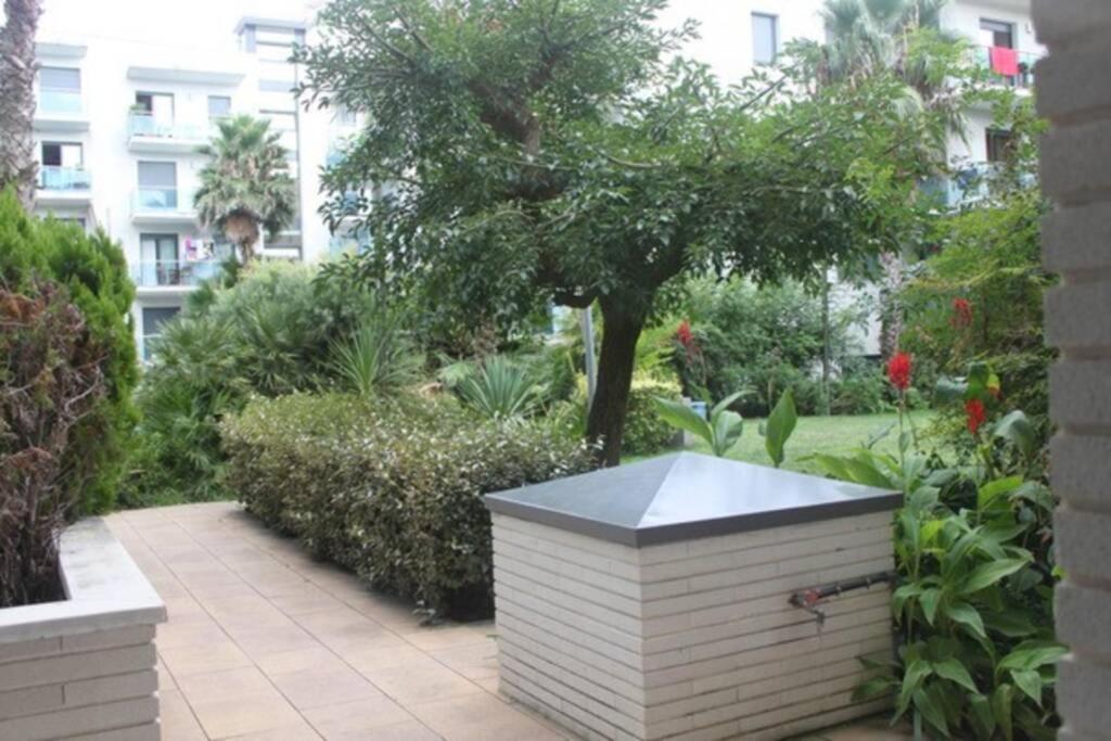 Apartamento Con Piscina Y Parking En Lloret De Mar Apartment Luaran gambar