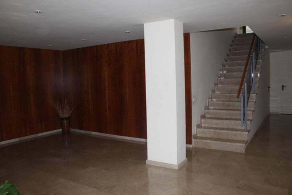 Apartamento Con Piscina Y Parking En Lloret De Mar Apartment Luaran gambar