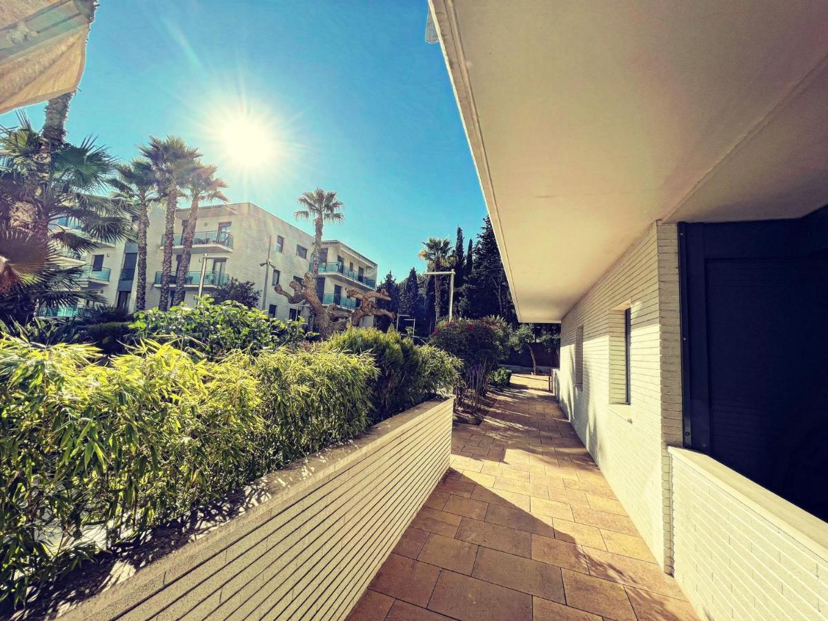 Apartamento Con Piscina Y Parking En Lloret De Mar Apartment Luaran gambar